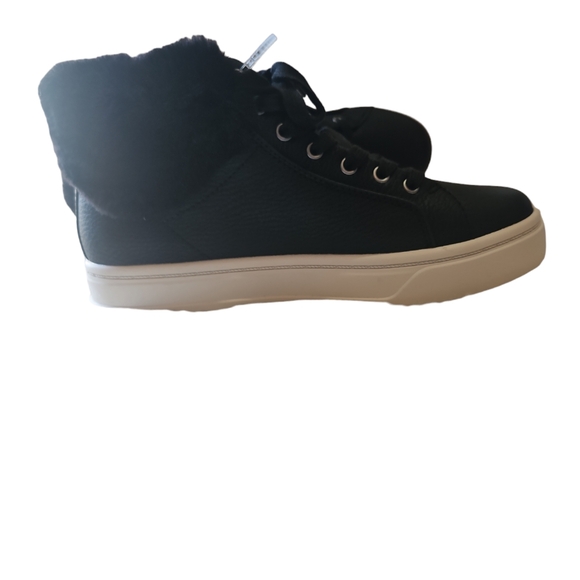 KOOLABURRA BY UGG Women Sundell Fuzz Chukka Sneaker Size 6/7.5/8 - Picture 11 of 12